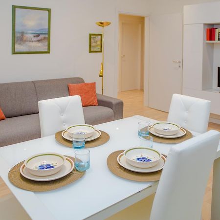 Guesthost - Istria M5 Cozy Apartment ミラノ エクステリア 写真