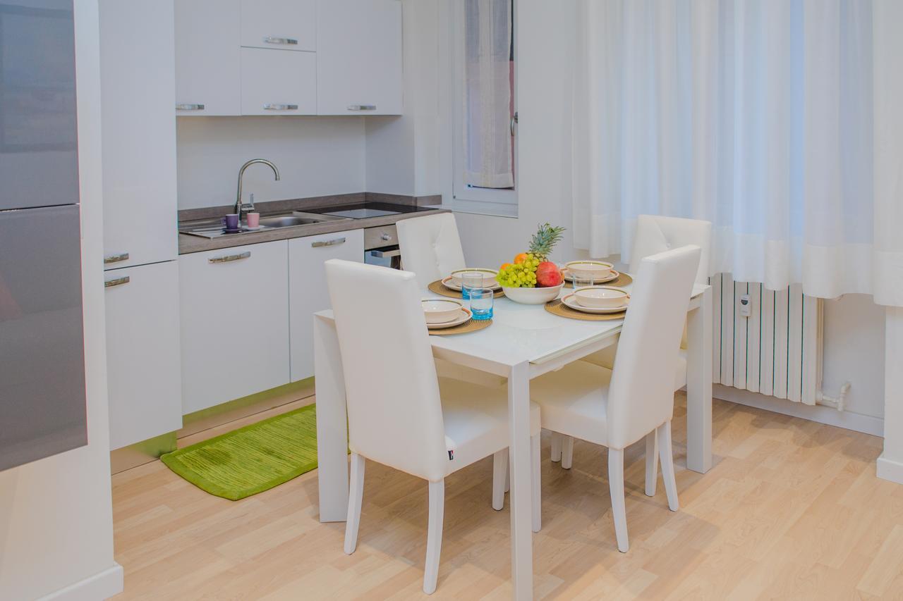 Guesthost - Istria M5 Cozy Apartment ミラノ エクステリア 写真